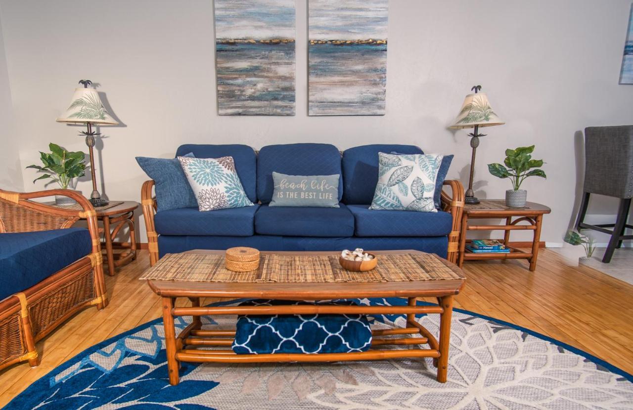 Апартаменты Molokai Island Retreat With Beautiful Ocean Views And Pool - Newly Remodeled! Ualapue Экстерьер фото